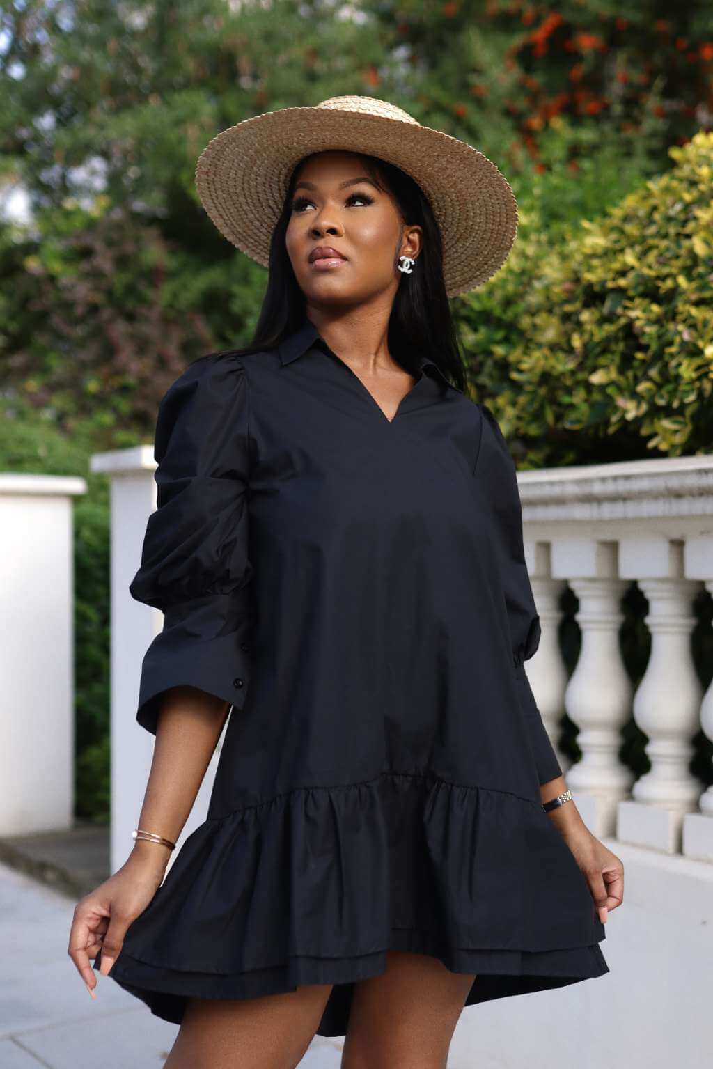This Black Poplin Dress is a definition of elegance. When designing this timeless dress, we wanted to give you a simple yet striking masterpiece. This dress speaks for its self, just wear it and enjoy being admired.